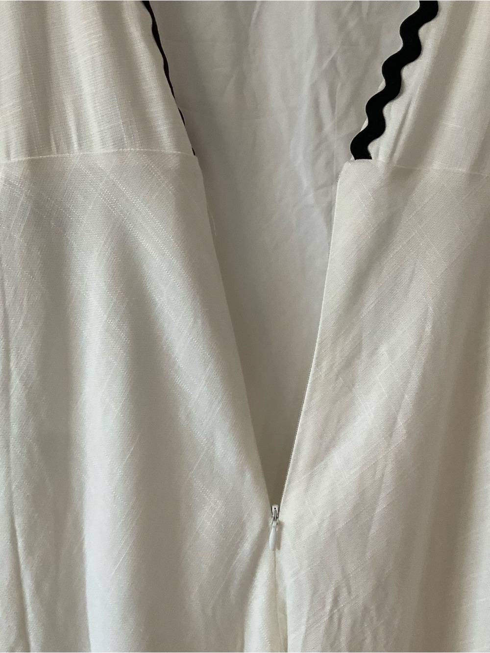 Hello Molly White and Black Linen Blend Dress - Picture 11 of 14